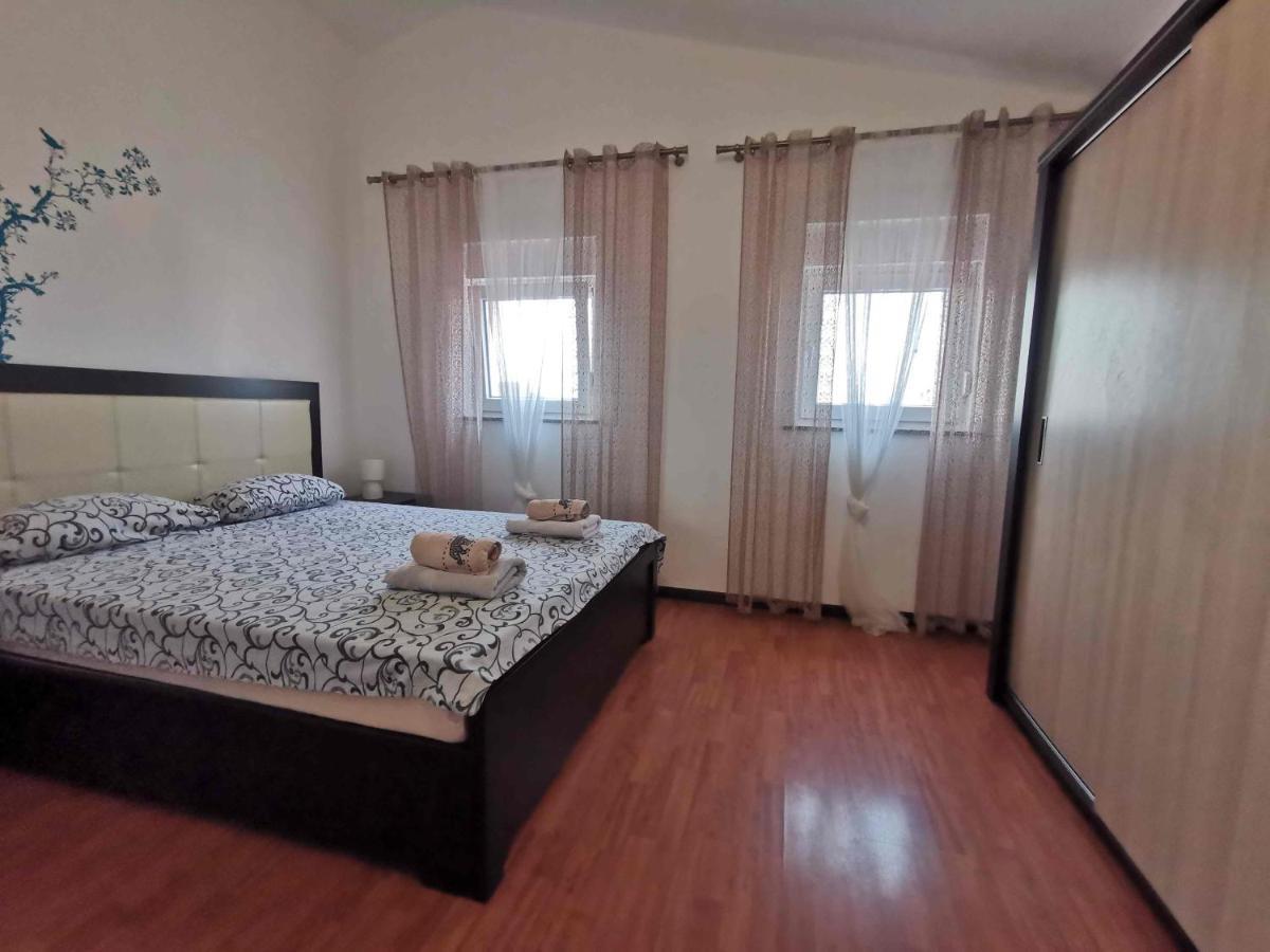 Apartmani Viktorija Fažana Kültér fotó