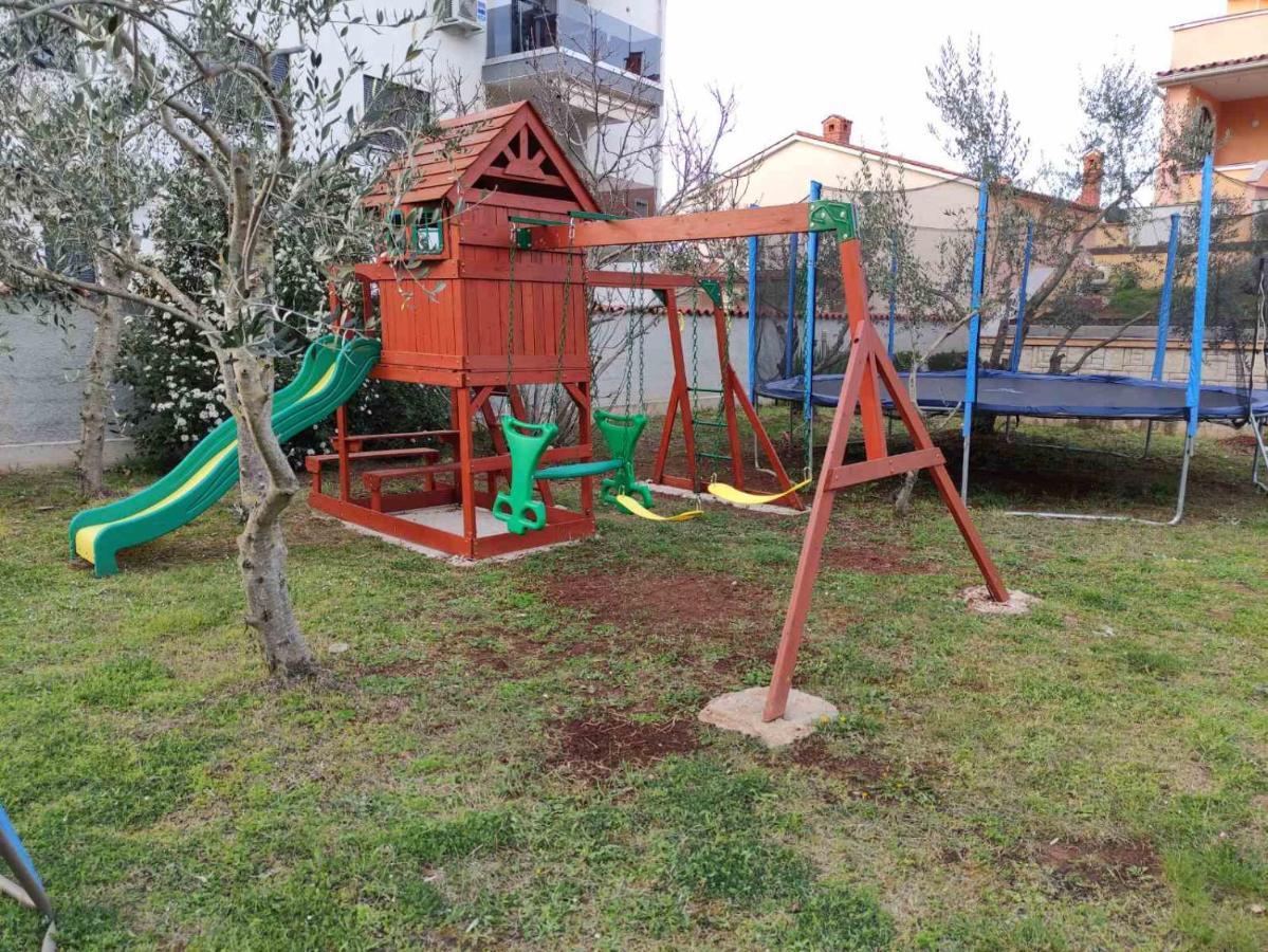 Apartmani Viktorija Fažana Kültér fotó
