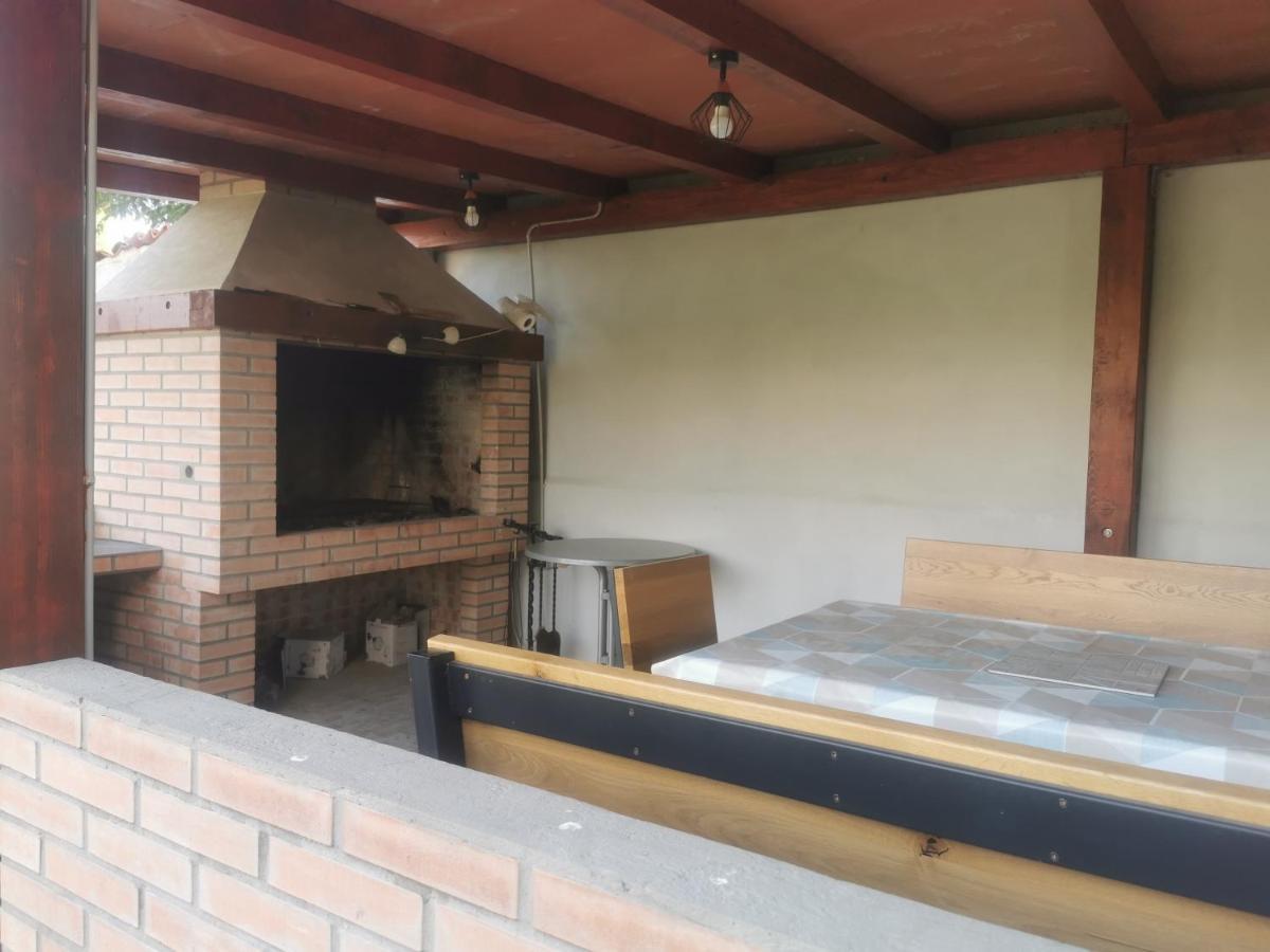Apartmani Viktorija Fažana Kültér fotó