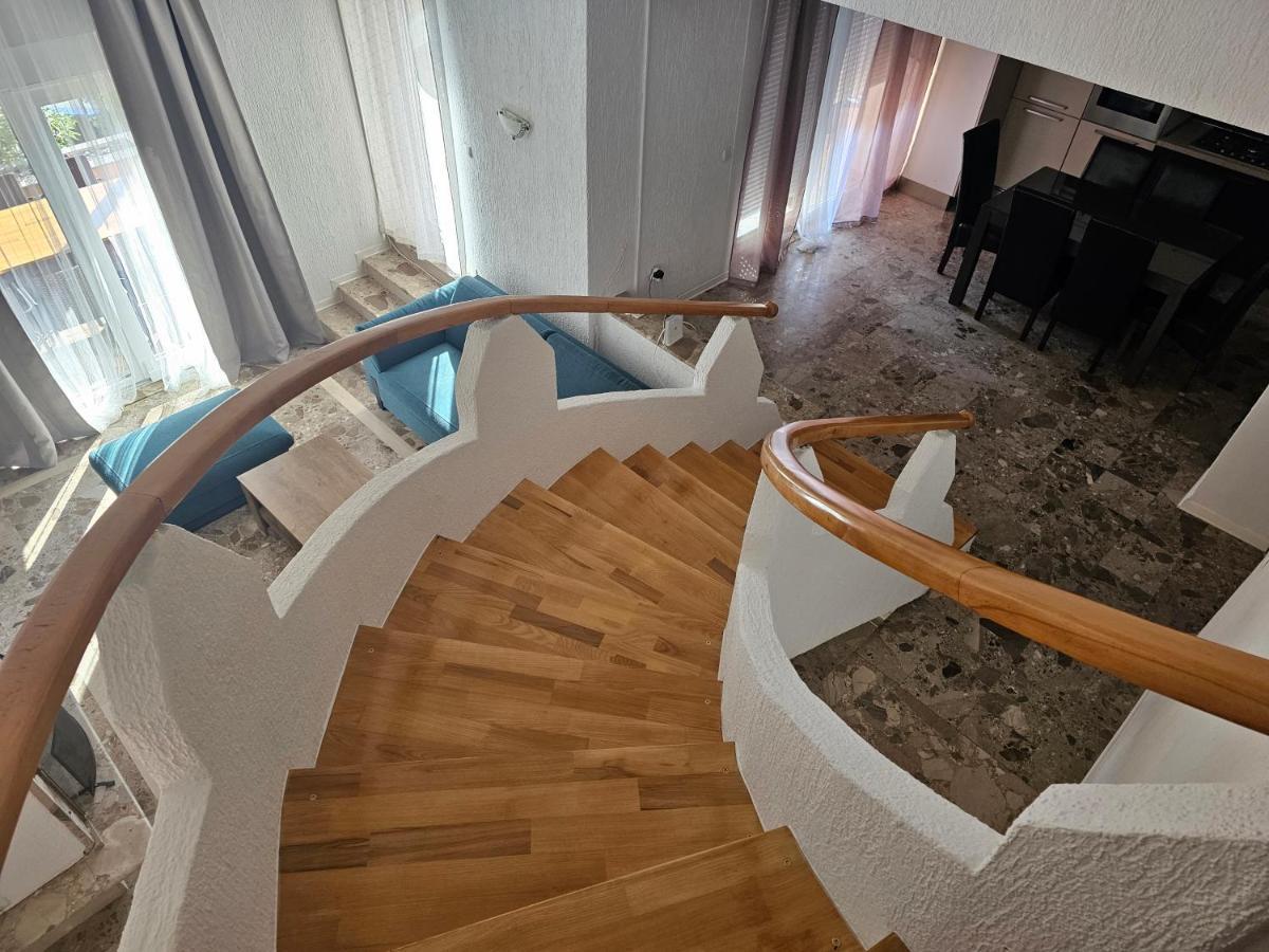 Apartmani Viktorija Fažana Kültér fotó