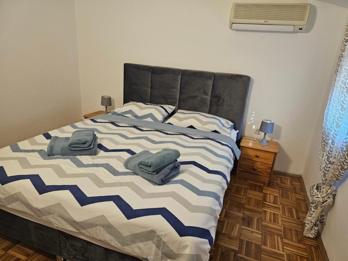 Apartmani Viktorija Fažana Kültér fotó